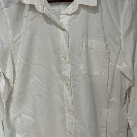 Old navy white long sleeve button closure size large - Picture 3 of 9